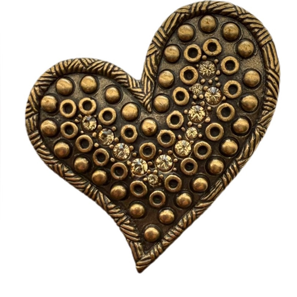 Chico 2007 Antique Gold Heart Rhinestone Brooch Pin